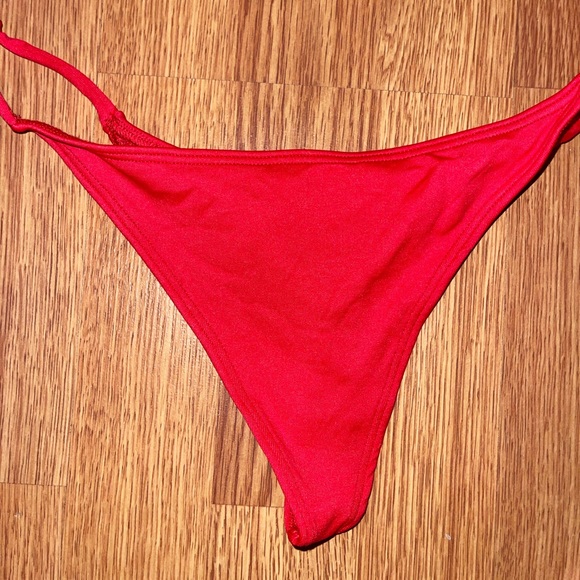 Two piece bikini set - Picture 5 of 10